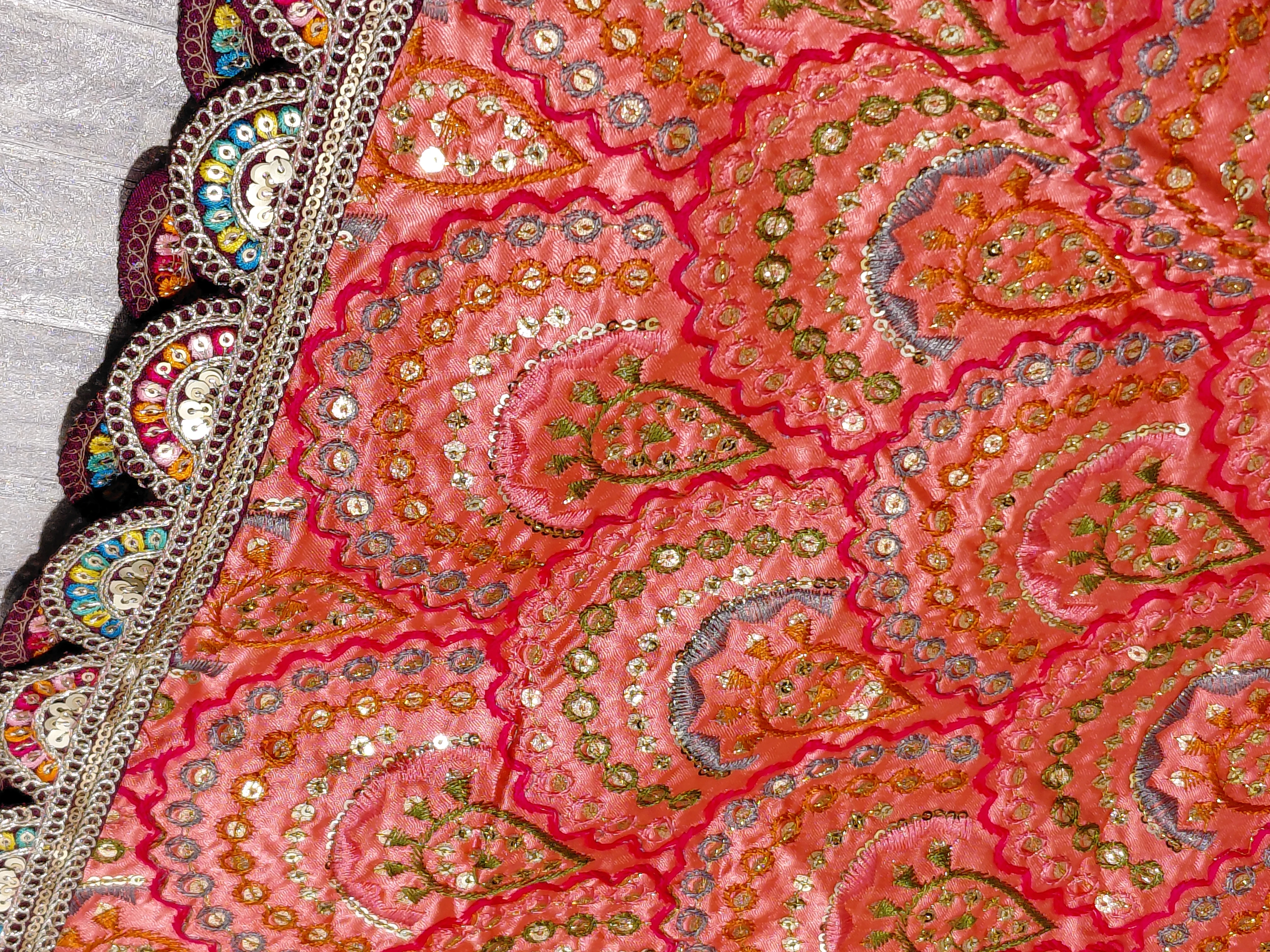 Barsānā Mahārānī Vilāsa Vastram – Royal Embroidered Temple Cloth angle 2