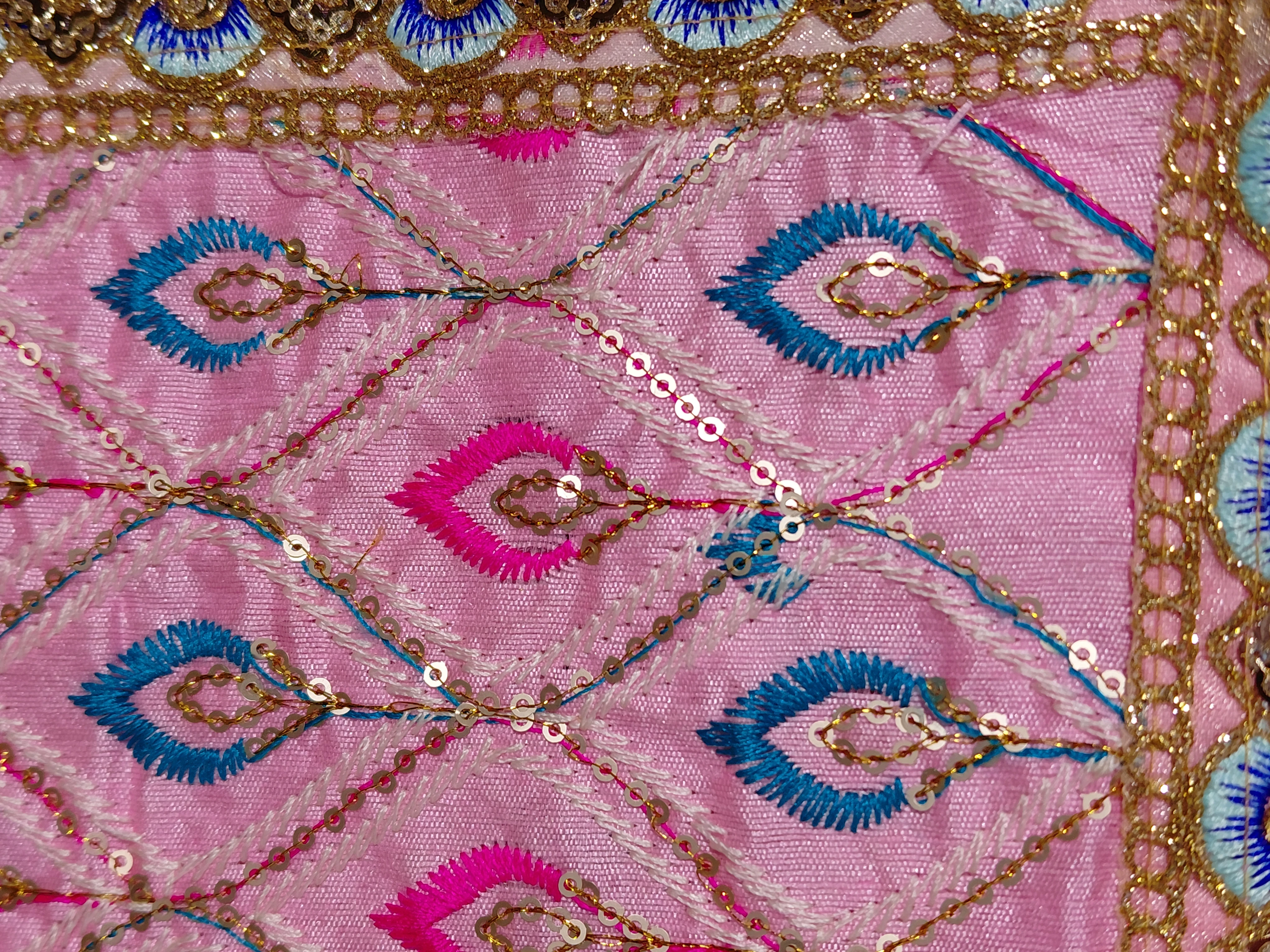 Rādhā Rāņi Mahotsava Vastram – Festive Embroidered Temple Cloth angle 13