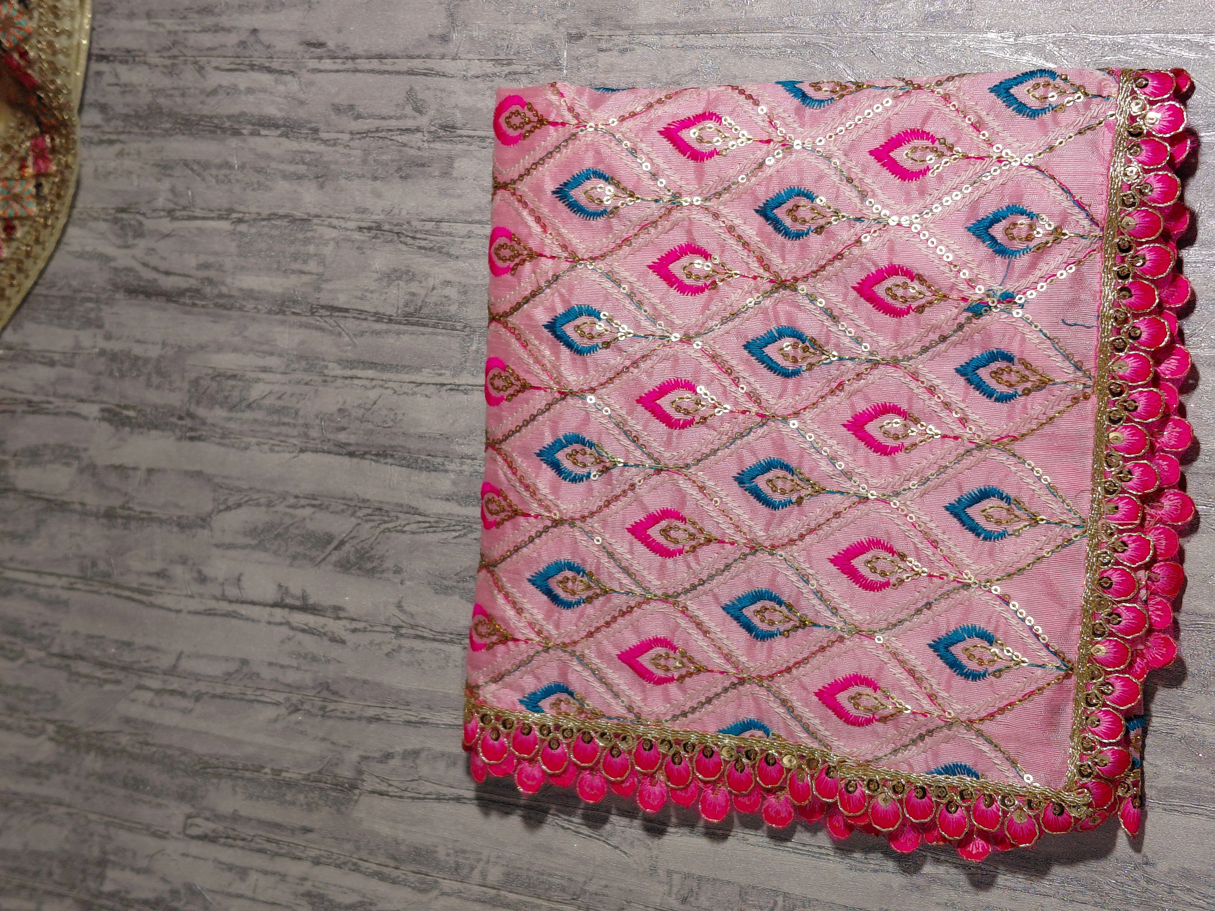 Rādhā Rāņi Mahotsava Vastram – Festive Embroidered Temple Cloth angle 7