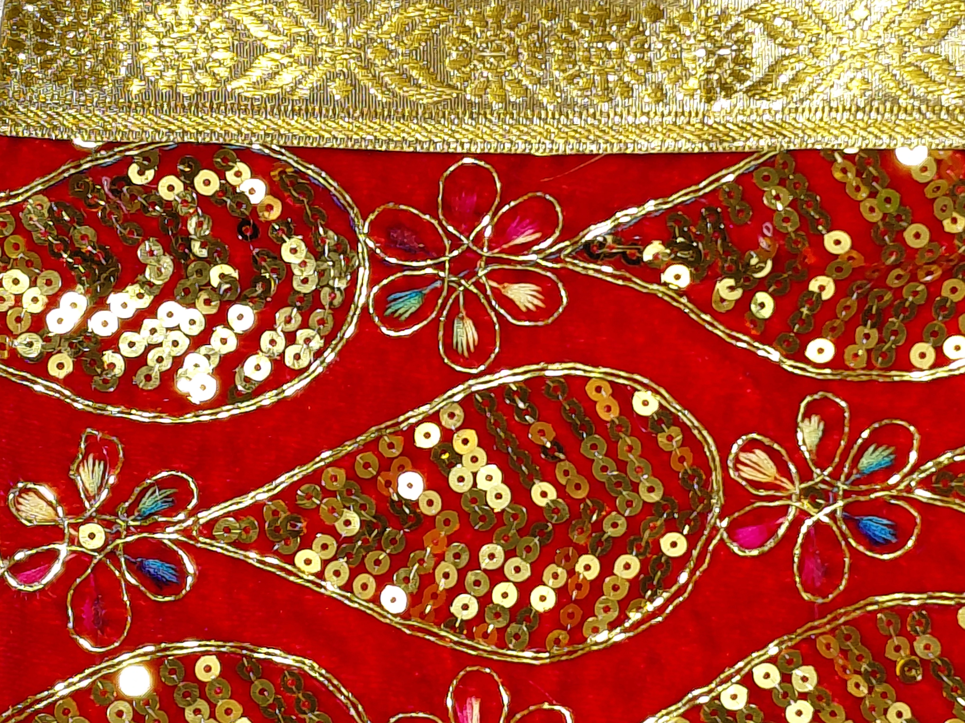 Shyam Priya Temple Cloth (Mandir Aasan) angle 2