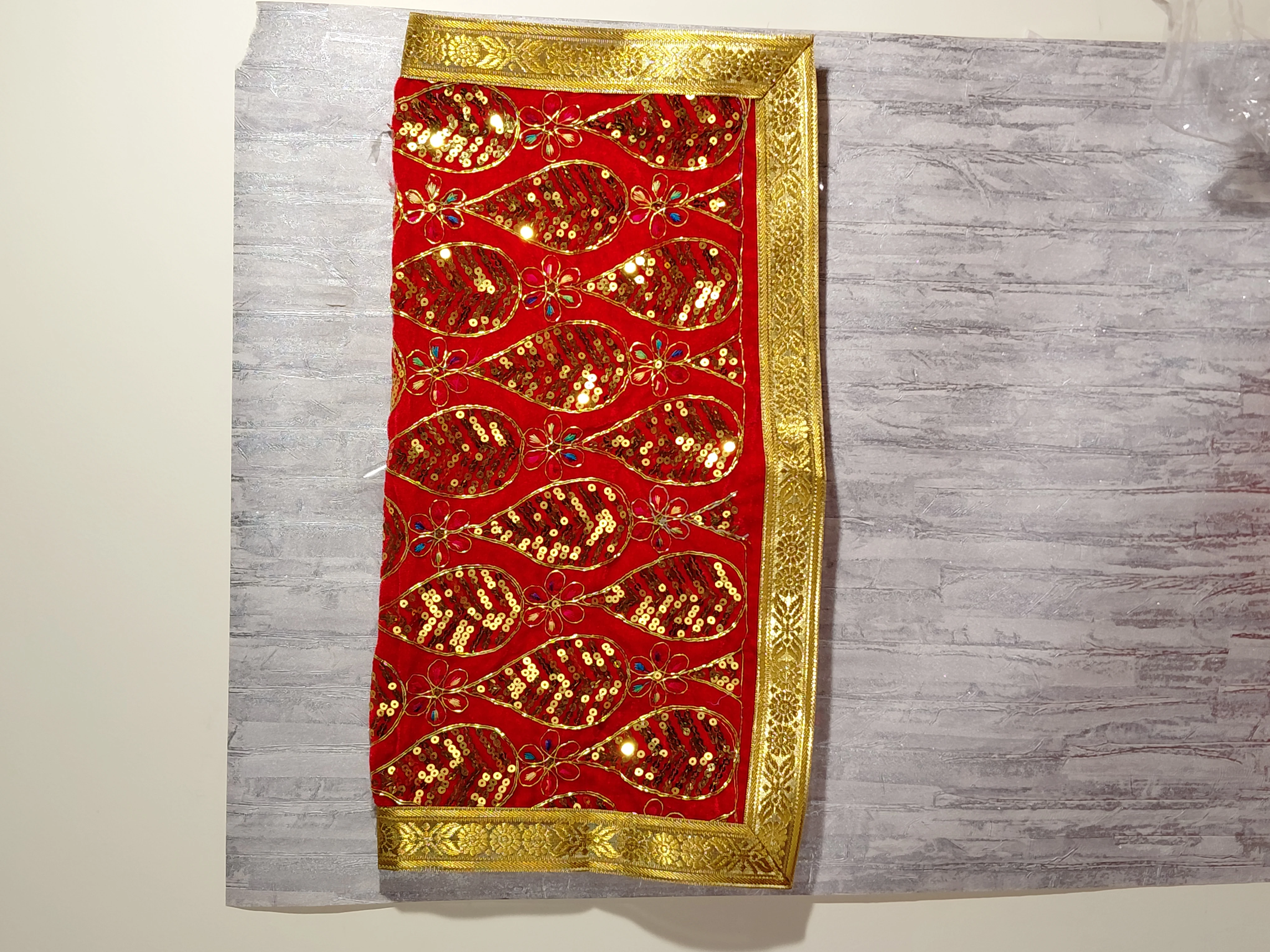 Shyam Priya Temple Cloth (Mandir Aasan) angle 3
