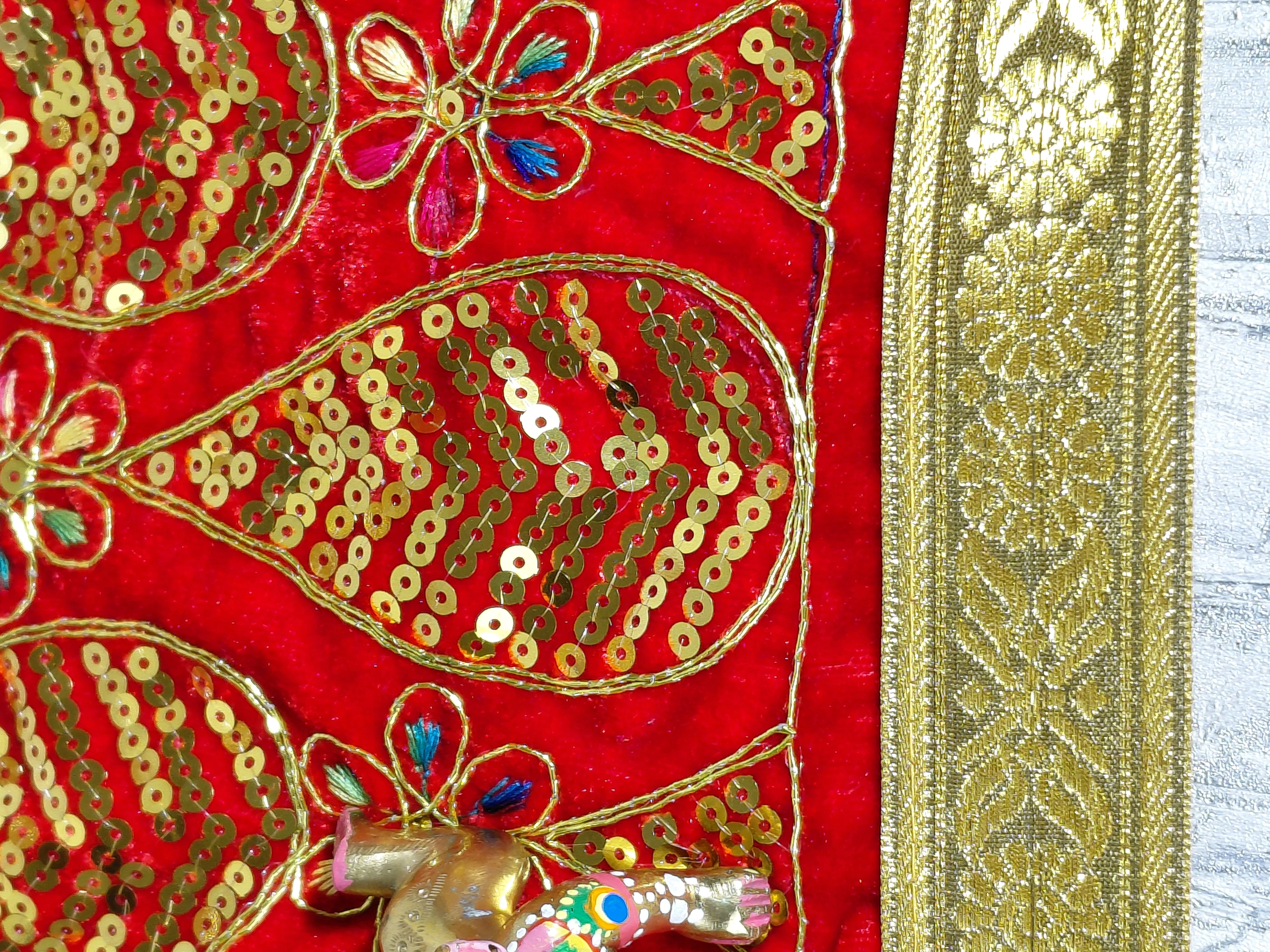 Shyam Priya Temple Cloth (Mandir Aasan) angle 7