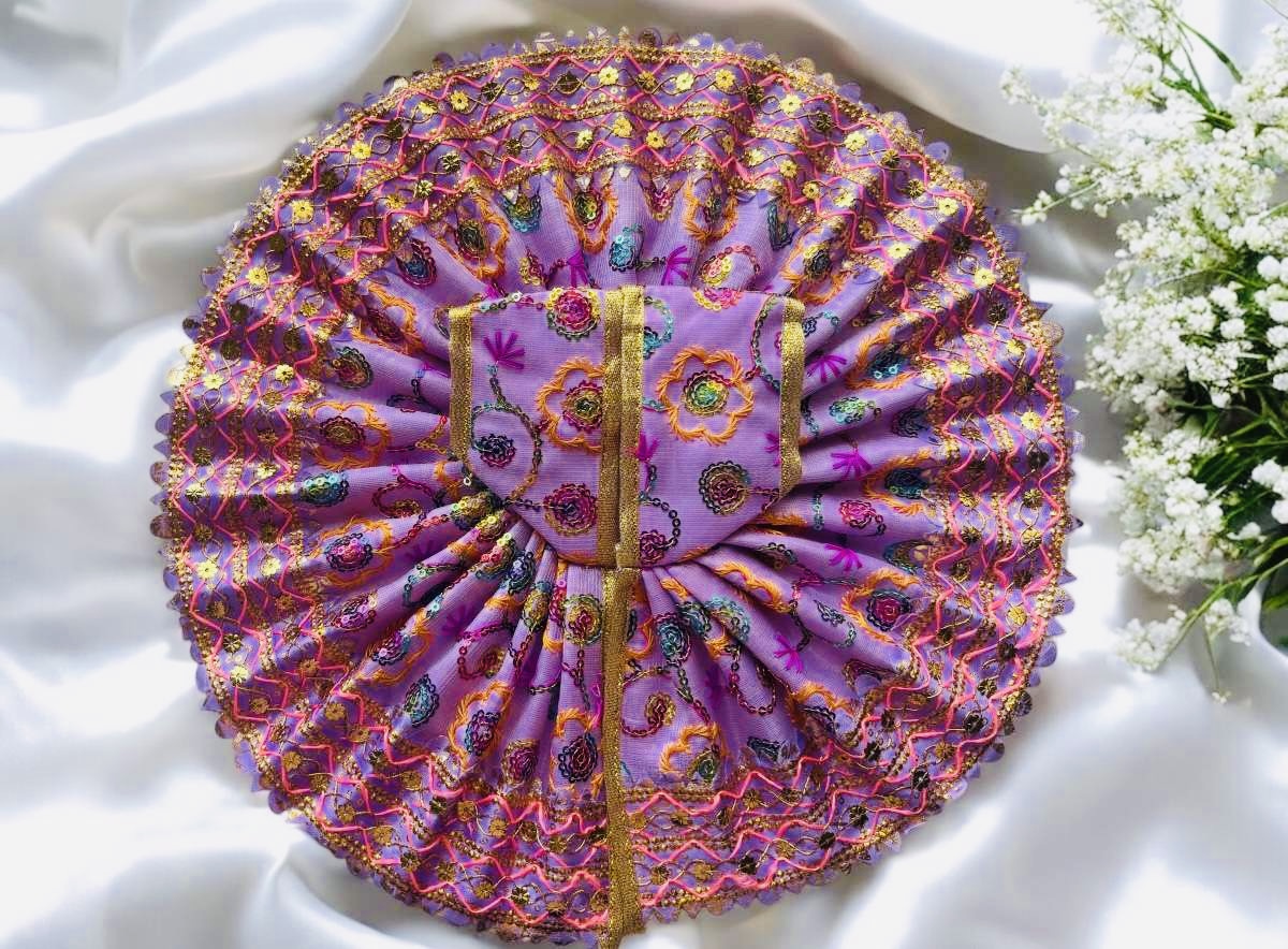 Vrindavan Viharini Poshak thumbnail 2