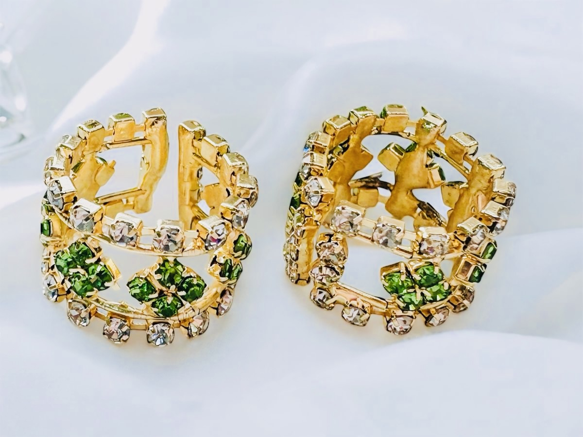 Nitya Bangles thumbnail 5