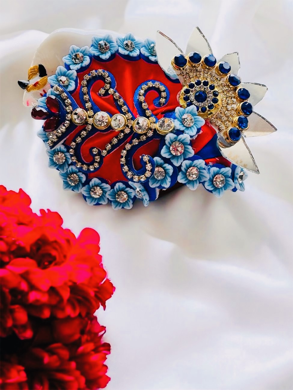 Vrajeshwari  Crown thumbnail 8