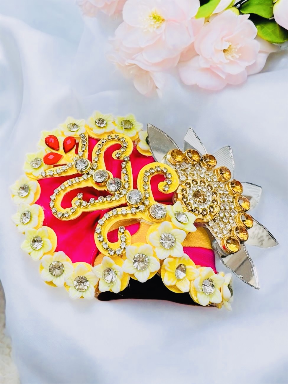 Vrajeshwari  Crown thumbnail 3