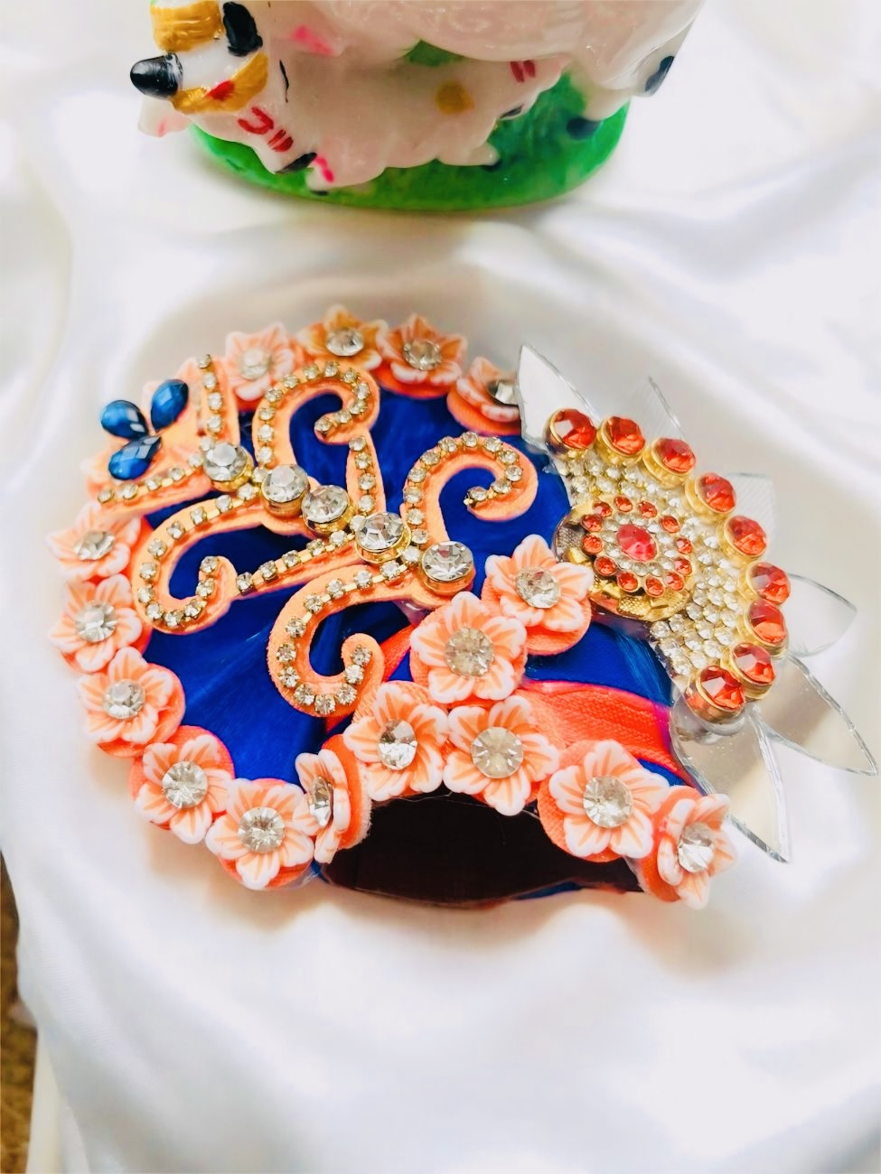 Vrajeshwari  Crown thumbnail 5