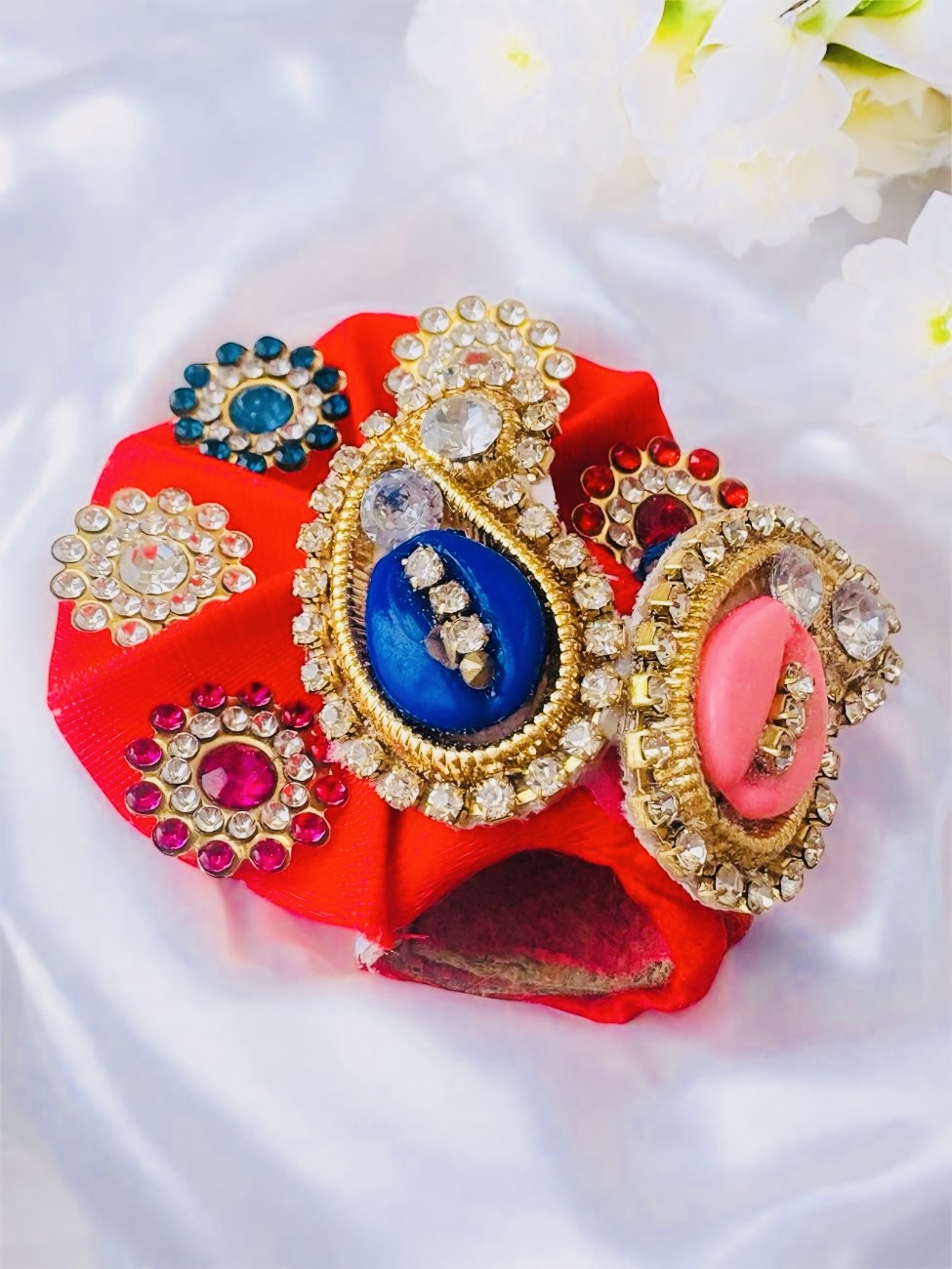 Gopal Priya Crown thumbnail 4