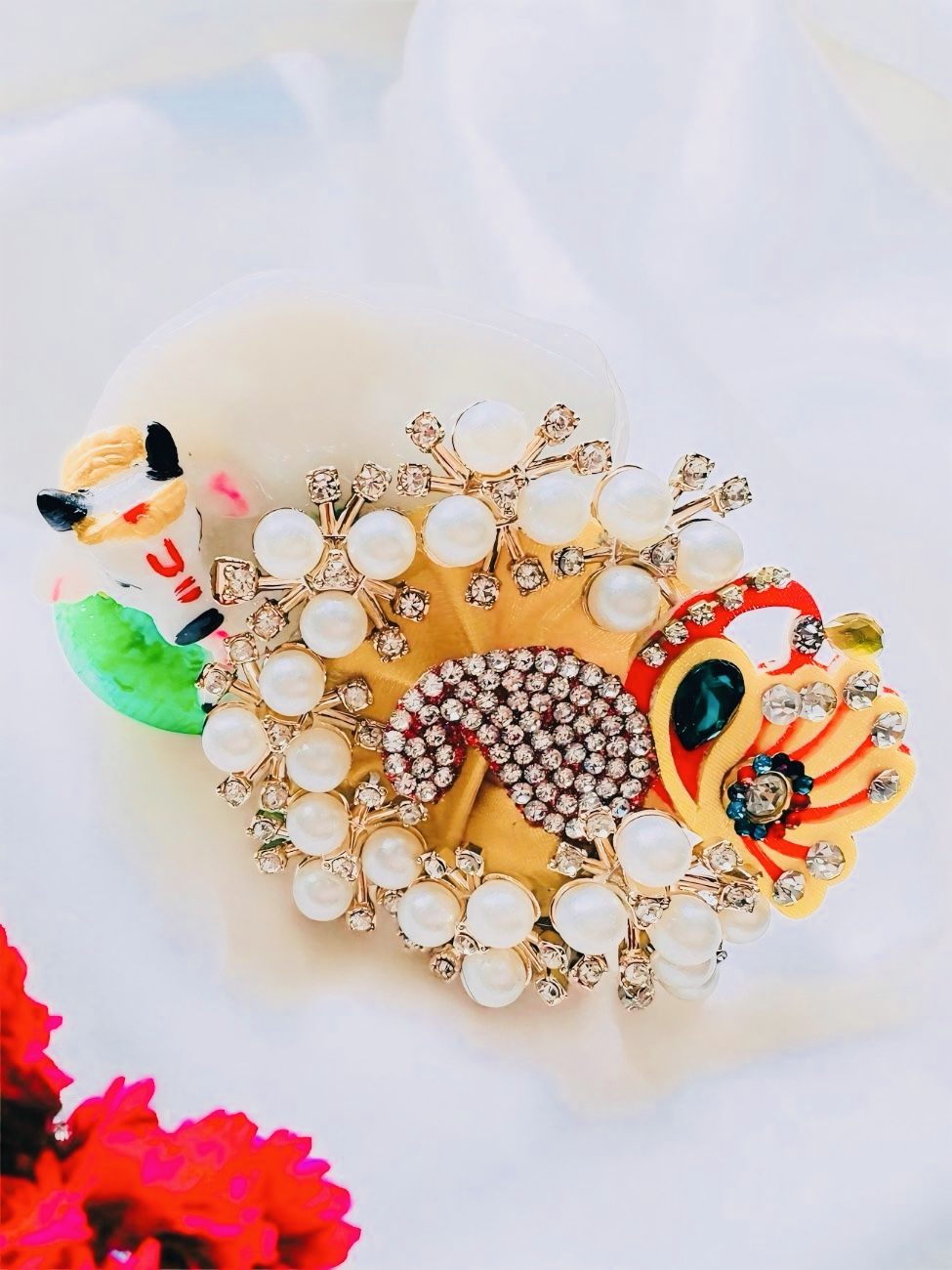 Shree Ji Crown thumbnail 3