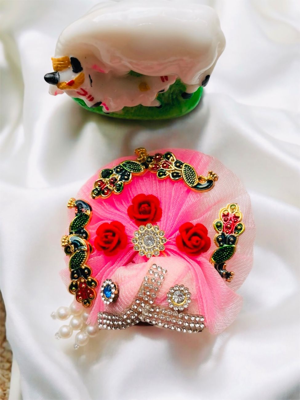 Madhavi Crown thumbnail 6