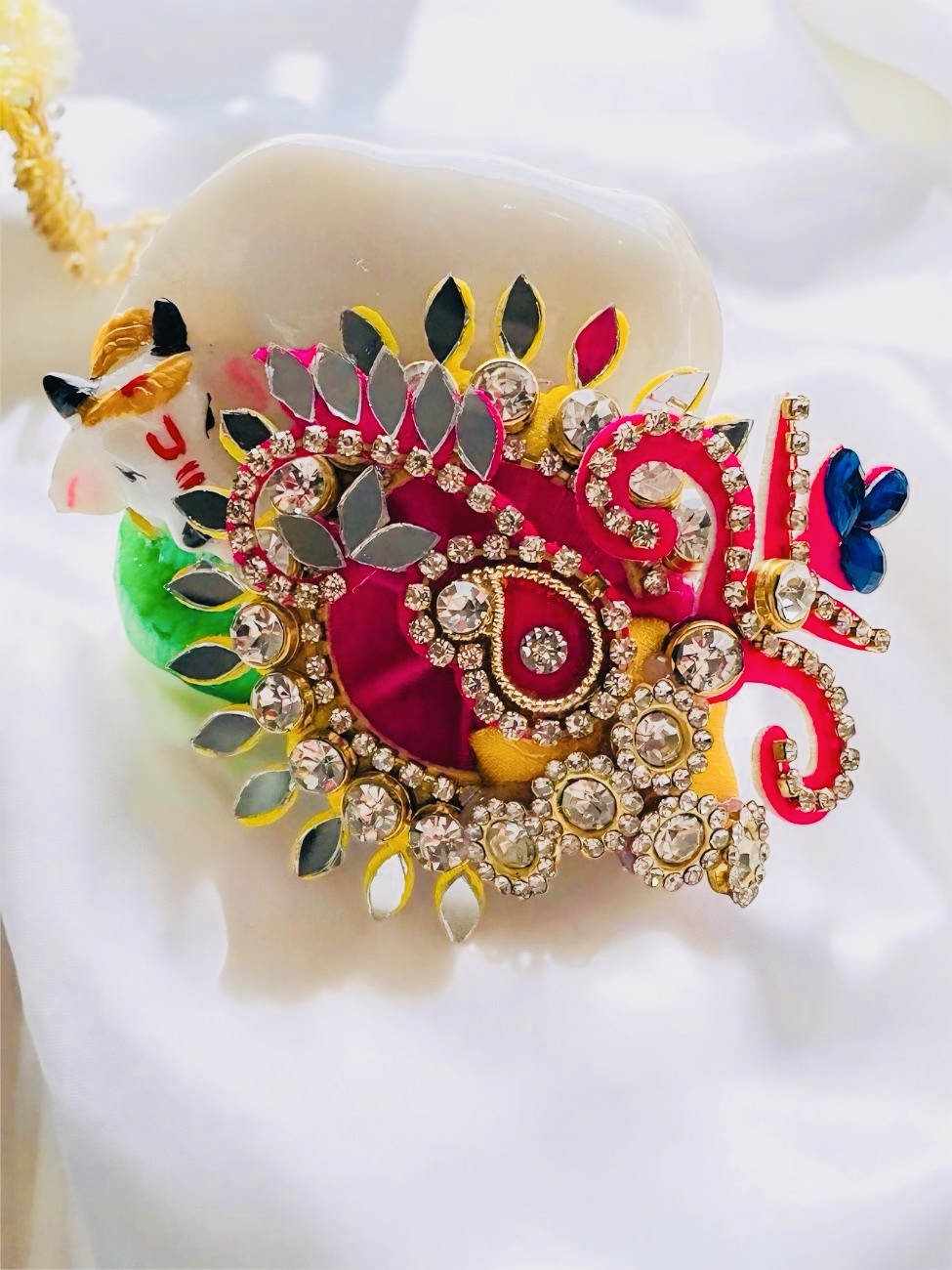 Nandita Crown thumbnail 2