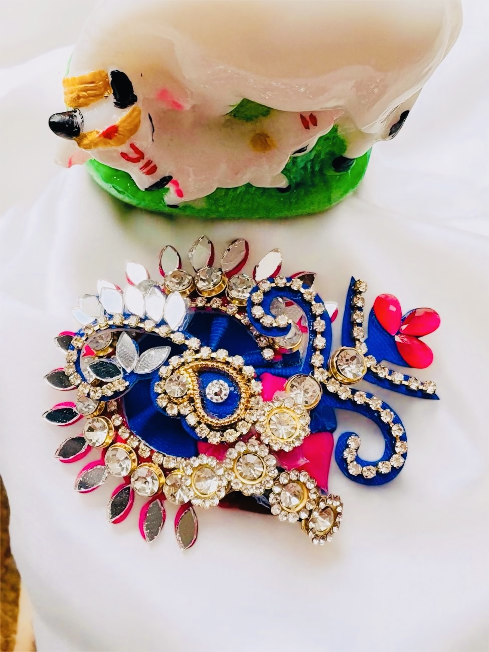Nandita Crown thumbnail 5