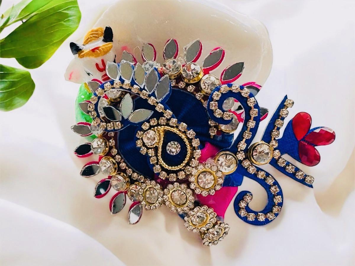 Nandita Crown thumbnail 6