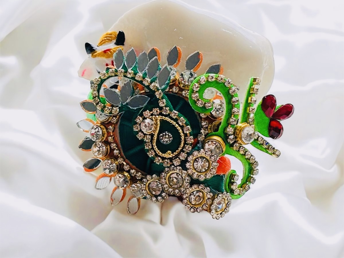 Nandita Crown thumbnail 4