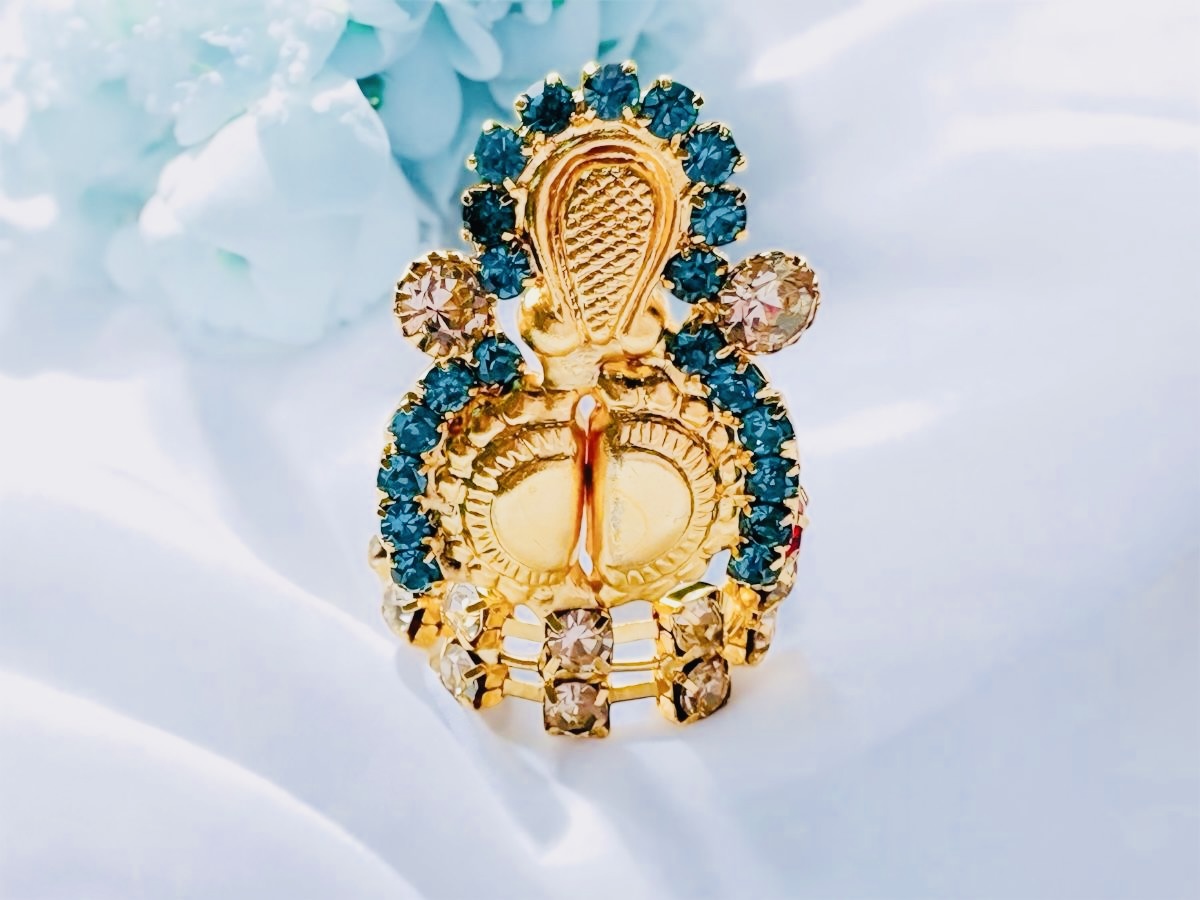 Madhusudana Crown thumbnail 6