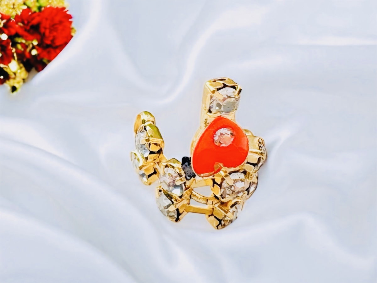 Girdhari Crown thumbnail 5
