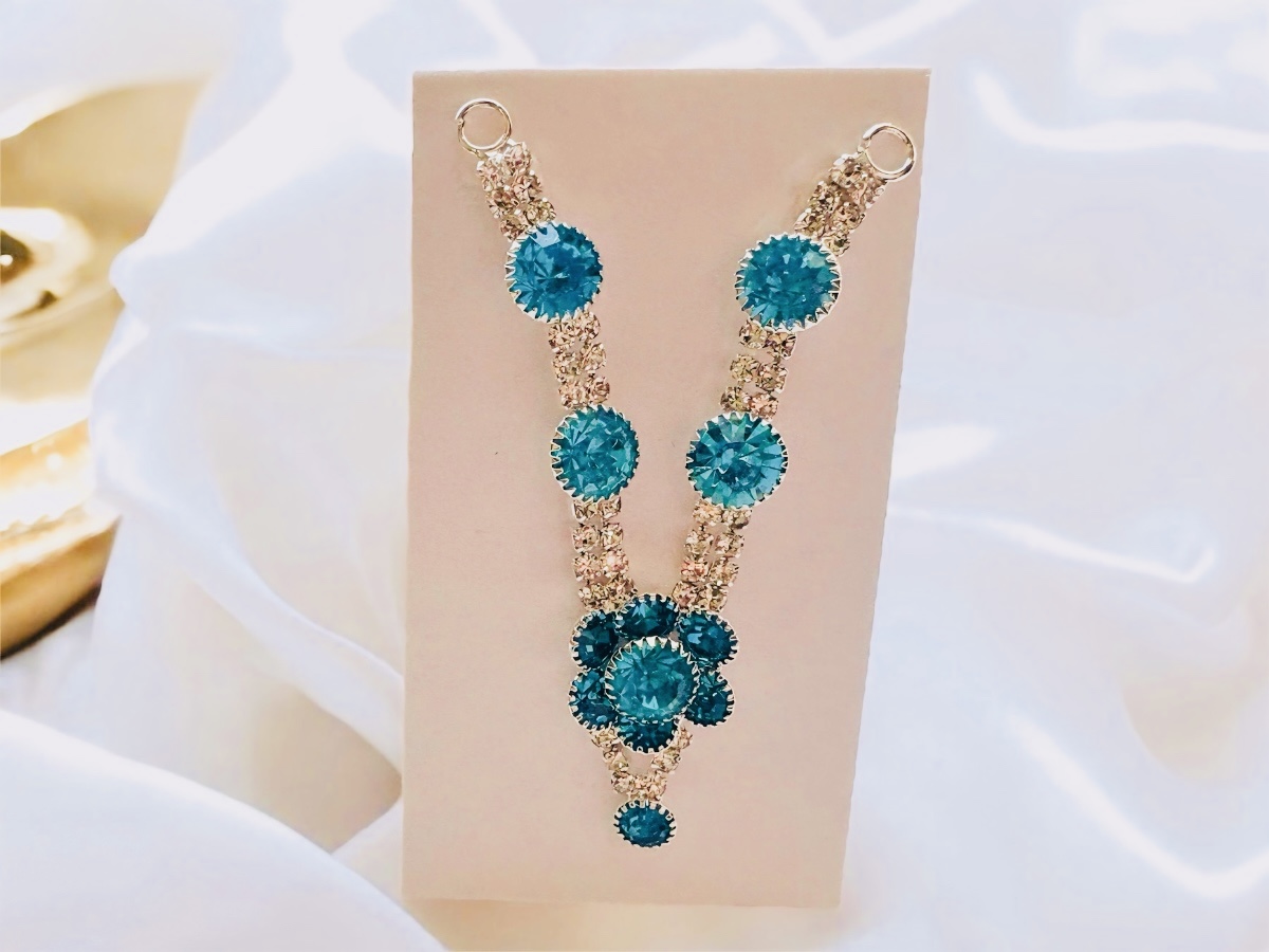 Gandharvika Necklace thumbnail 4