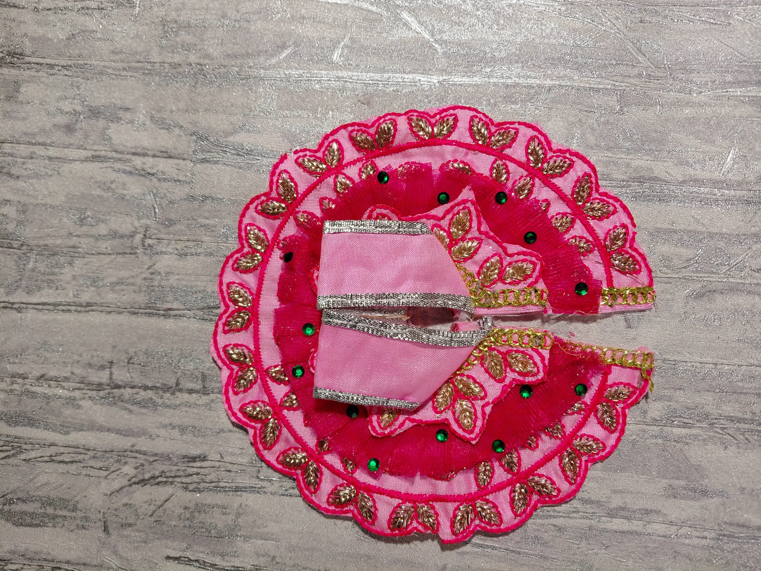 Amoha Poshak 6-Colour Combo angle 3
