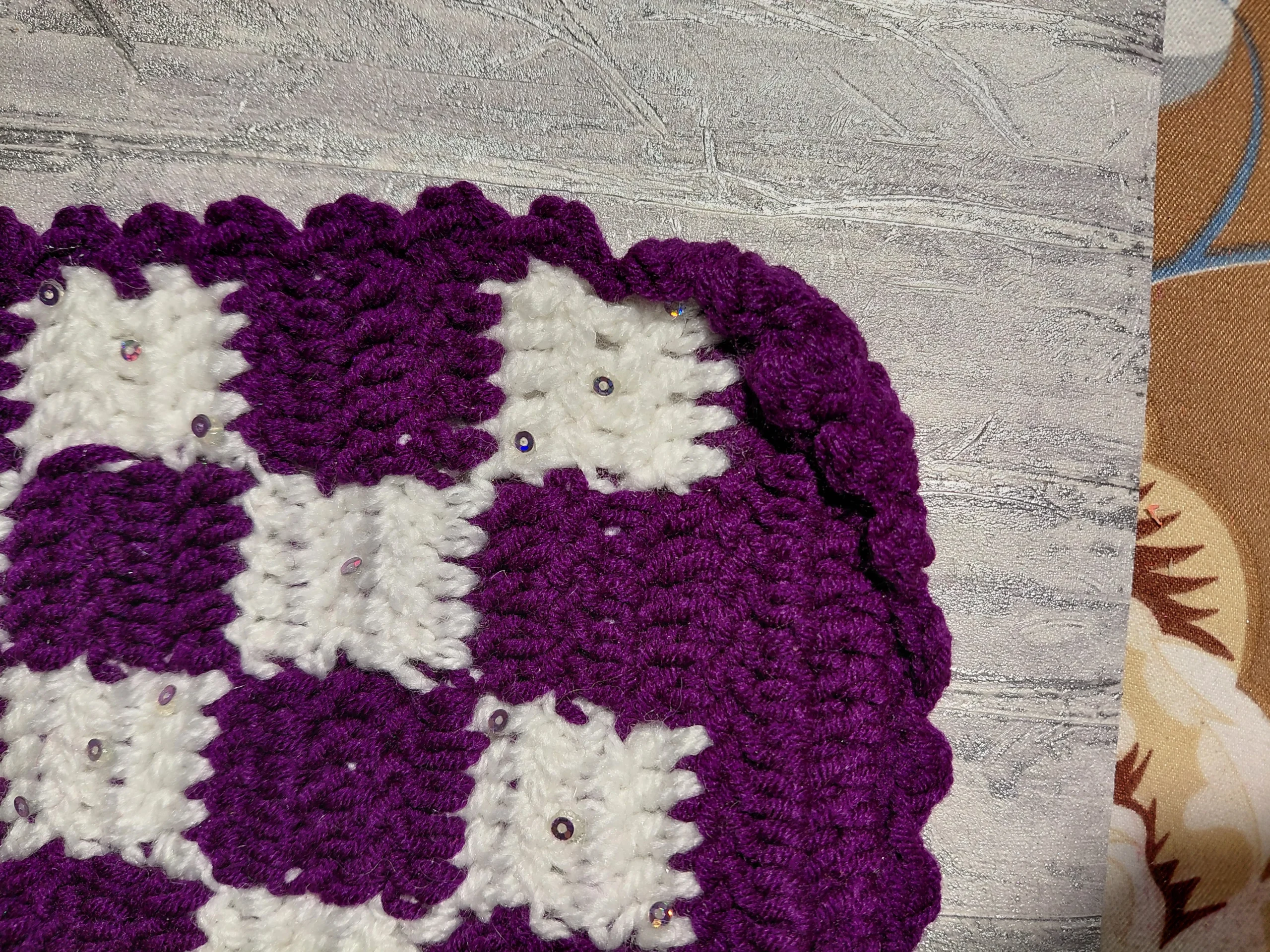 Gaur Hari Lilac Quilt angle 2