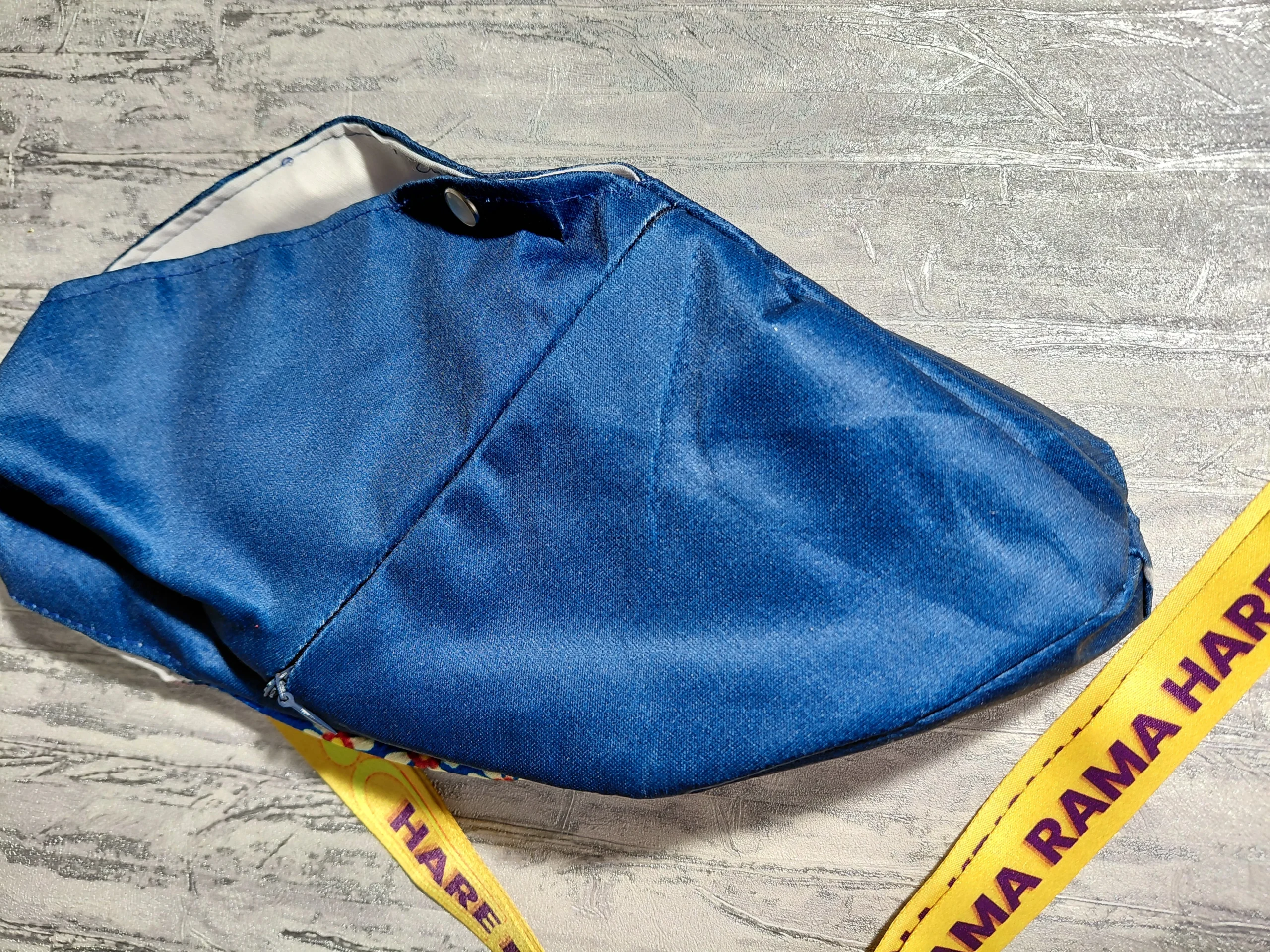 Kishori Cerulean Japa / Chanting Bag angle 8