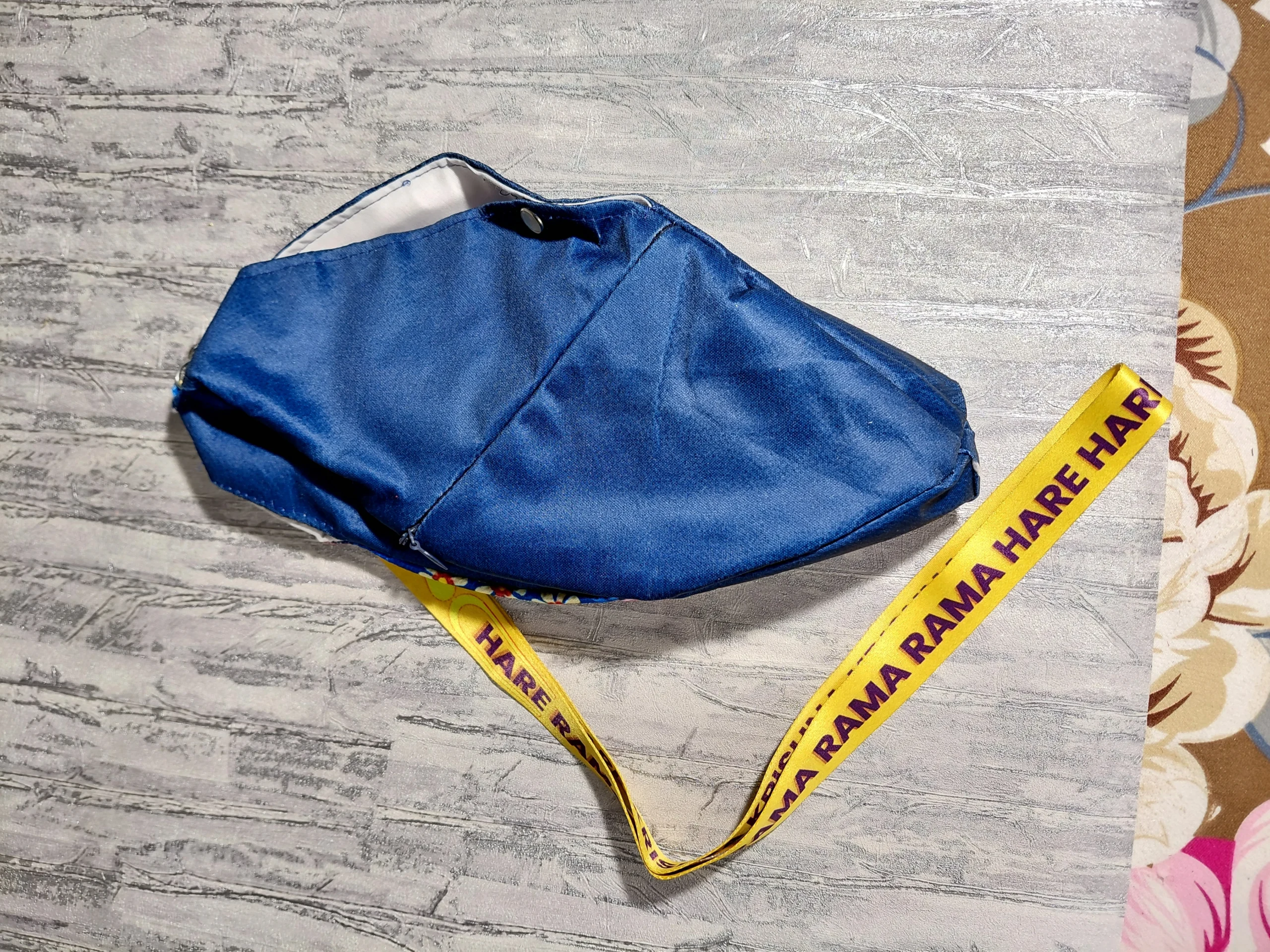 Kishori Cerulean Japa / Chanting Bag angle 9