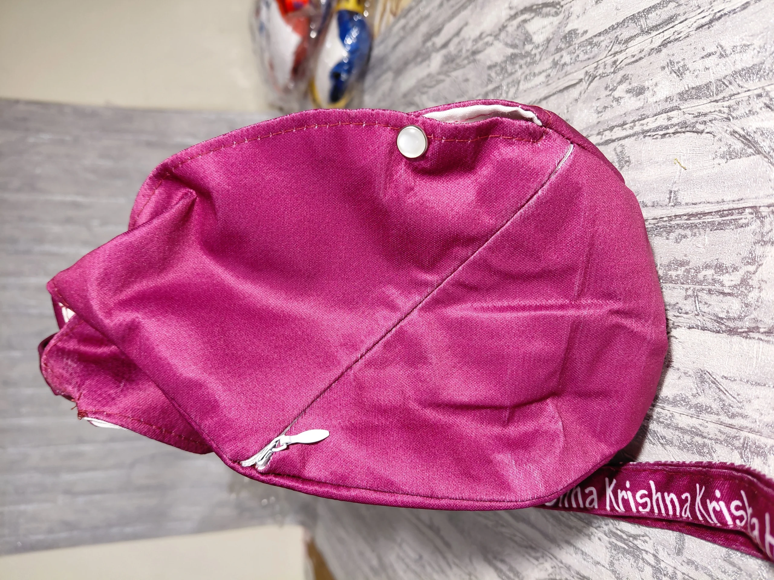 Radhika Amaranth Japa / Chanting Bag angle 3