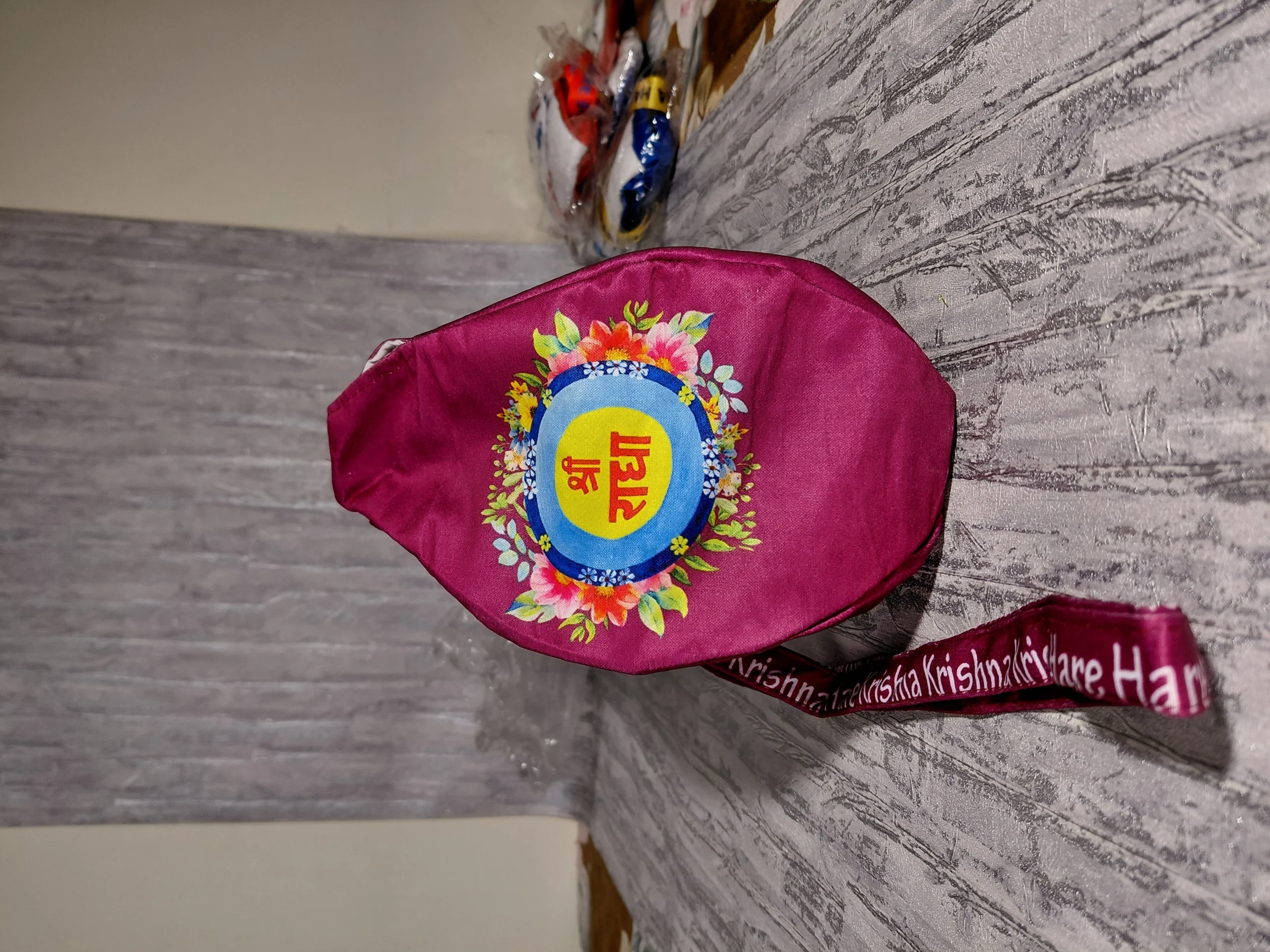 Radhika Amaranth Japa / Chanting Bag angle 8