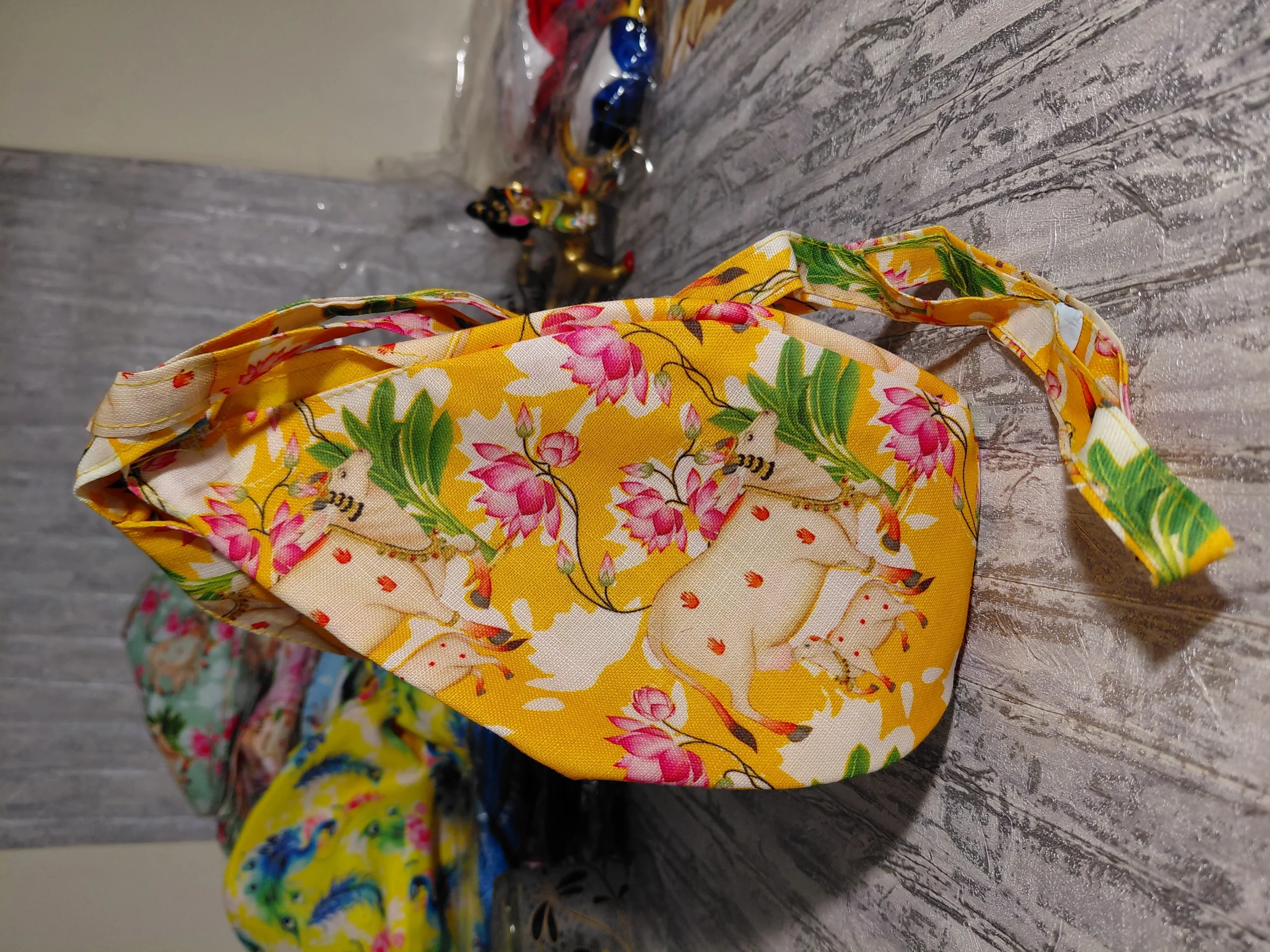Surabhi Lotus Japa / Chanting Bag angle 5